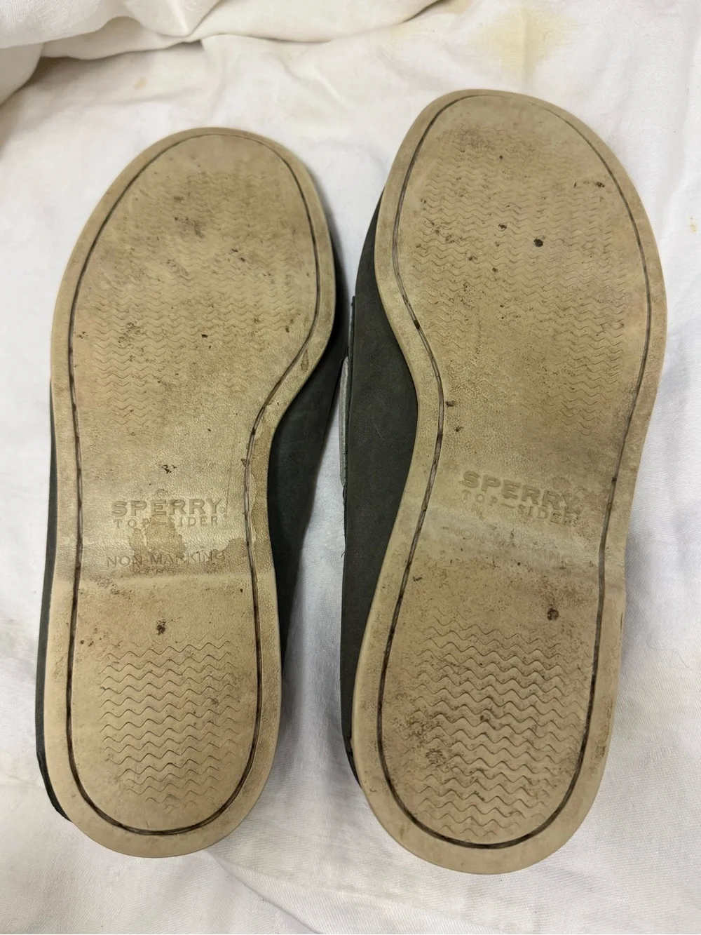 Sperry timeless boat
